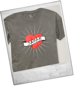 Gap Japan Relief heart T