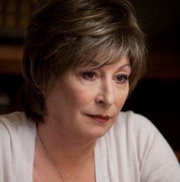 Anjelica Huston stars in 50/50