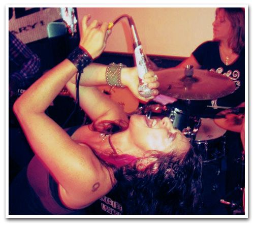 Girls Rock, Girls Rule: Women Rockers Aim to Change an Industry